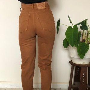 Vintage 512 brown highwaisted Levi’s jeans